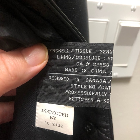 Danier - Picture 3 of 7